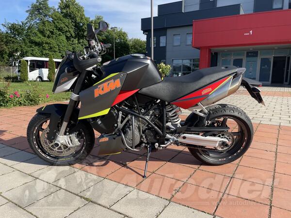 KTM - Duke 990