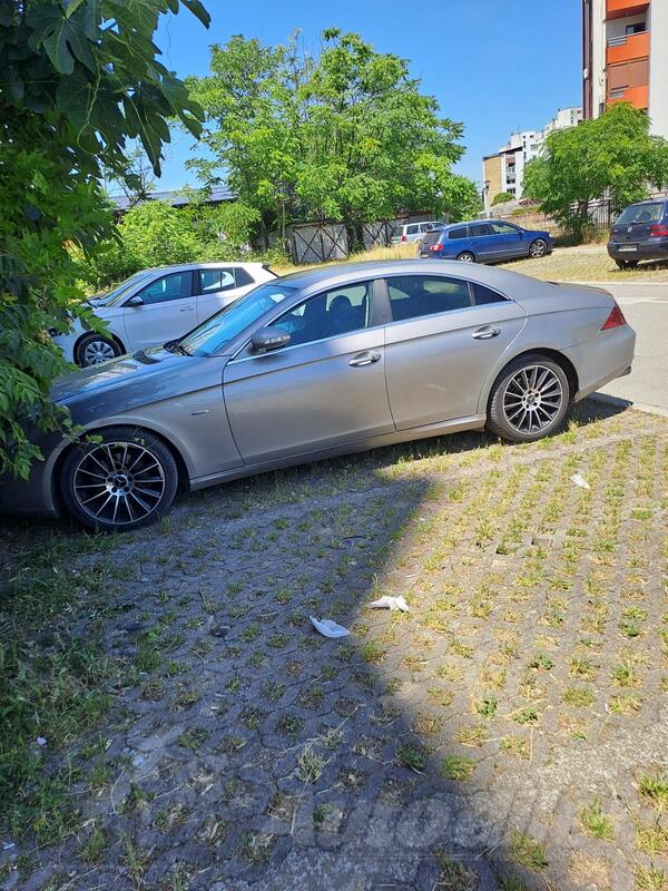 Mercedes Benz - CLS 320 - 3000 cdi