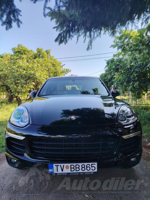 Porsche - Cayenne - 3.0144