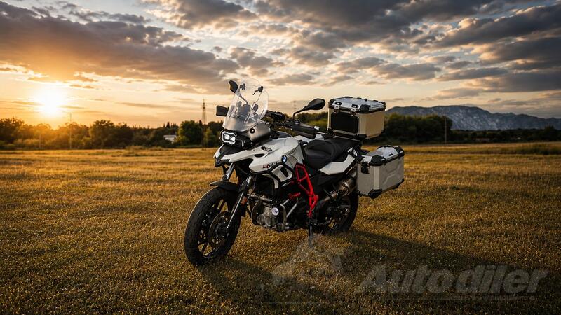 BMW - GS F700