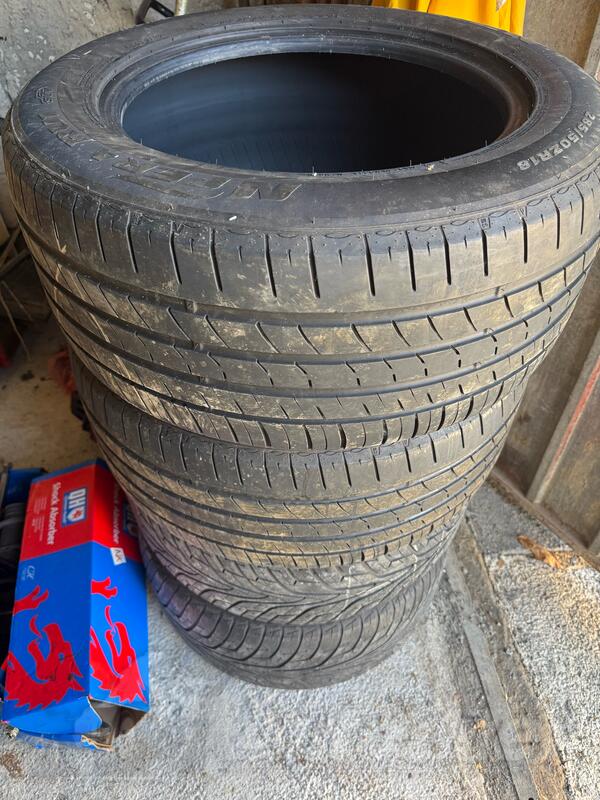 Nexen - 285 50 - Univerzalna guma