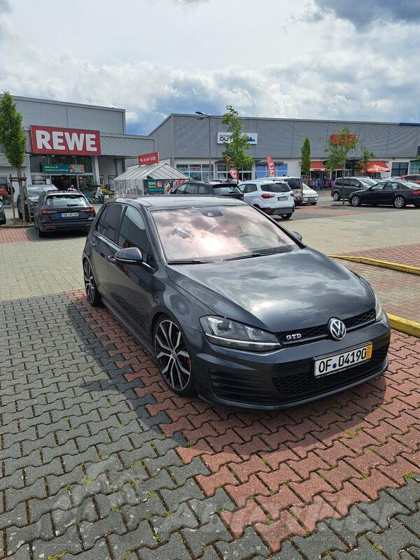 Volkswagen - Golf 7.5 - 2.0tdi
