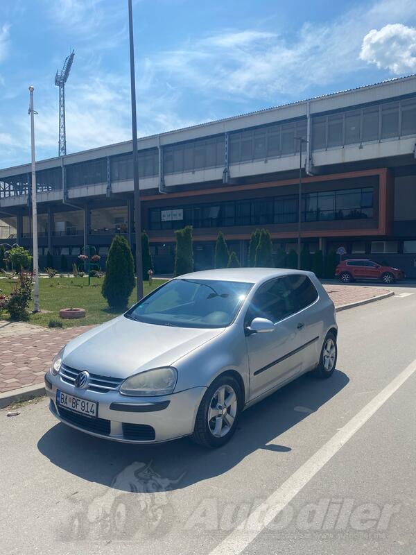 Volkswagen - Golf 5 - 1.9 TDI