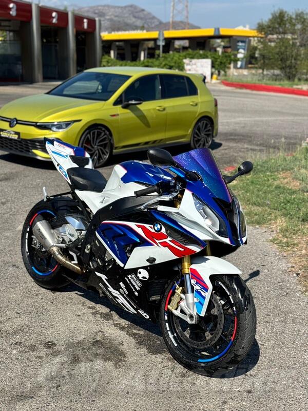BMW - S1000RR