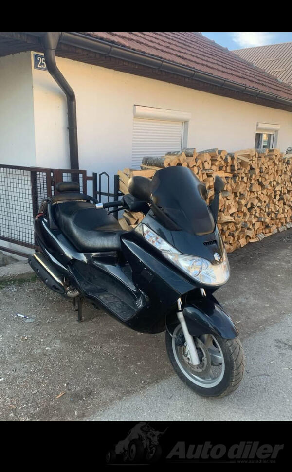 Piaggio - Piaggio X8