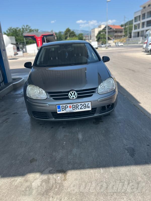 Volkswagen - Golf 5 - 2.0 tdi