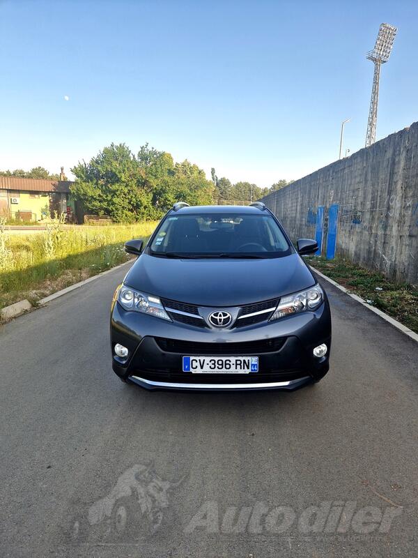 Toyota - RAV 4 - 2.0 D4D