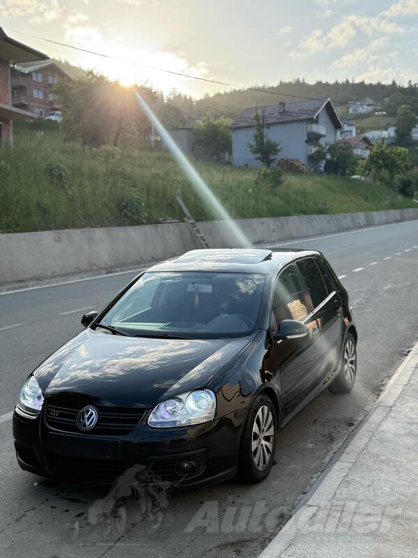 Volkswagen - Golf 5 - 1.9 tdi
