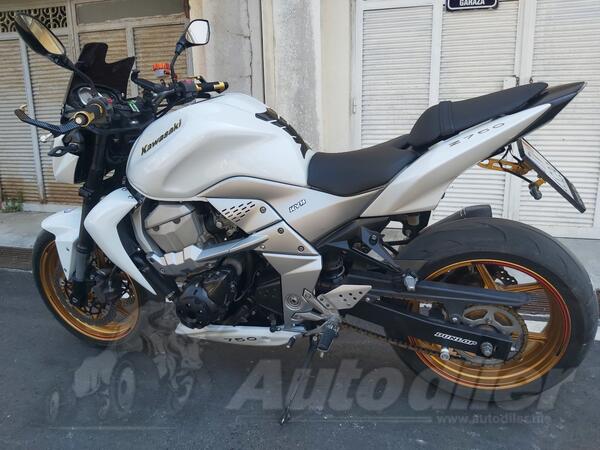 Kawasaki - z750