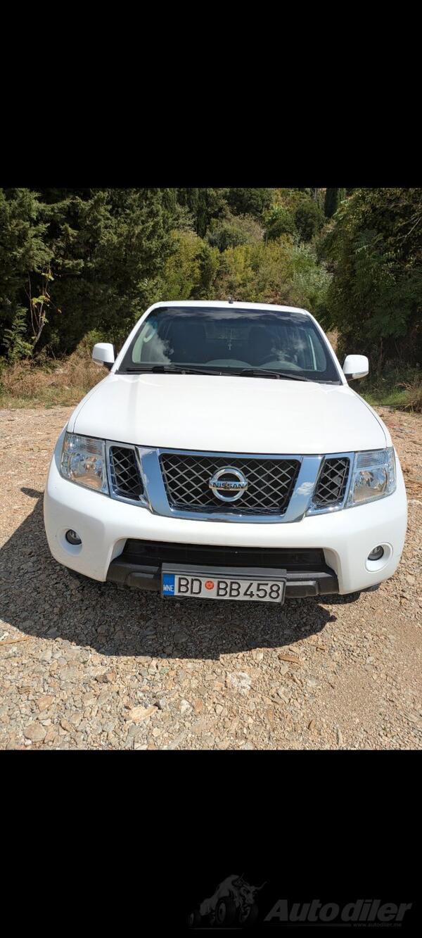 Nissan - Navara - 2,5 dci