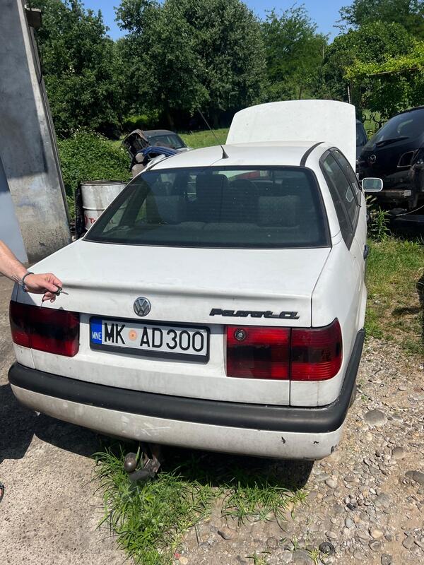 U djelovima Volkswagen - Passat 1.9 TurboDizel