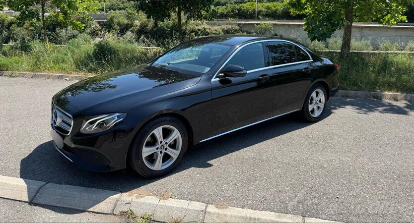 Mercedes Benz - E 200