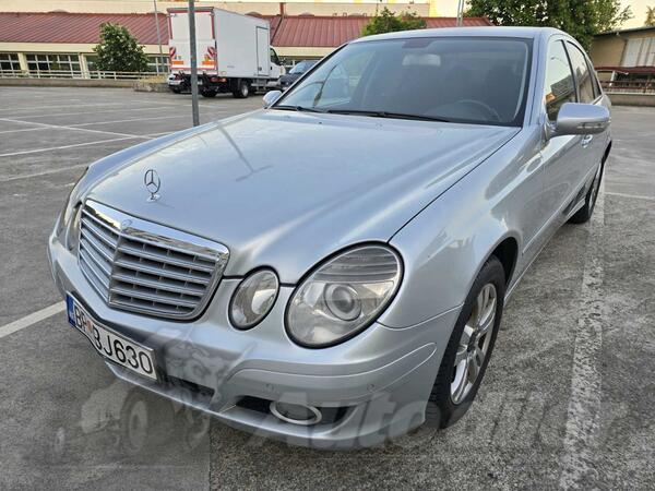 Mercedes Benz - E 200 - CDI