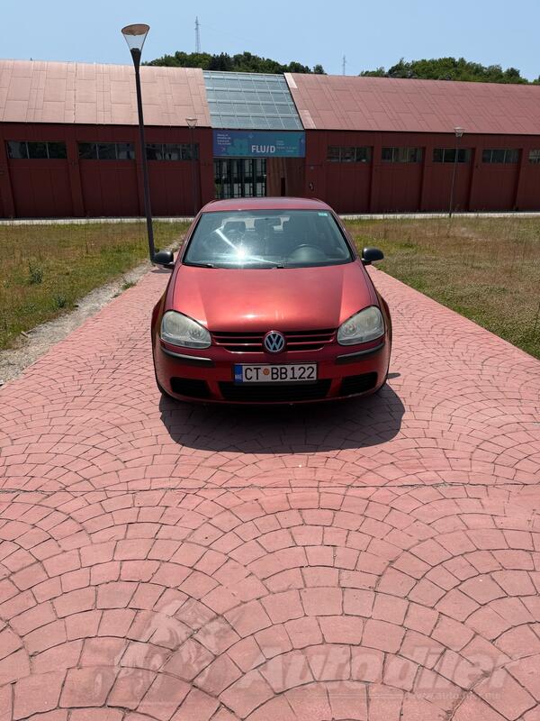 Volkswagen - Golf 5 - 1.9 TDI