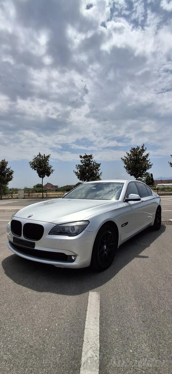 BMW - 730 - 3.0