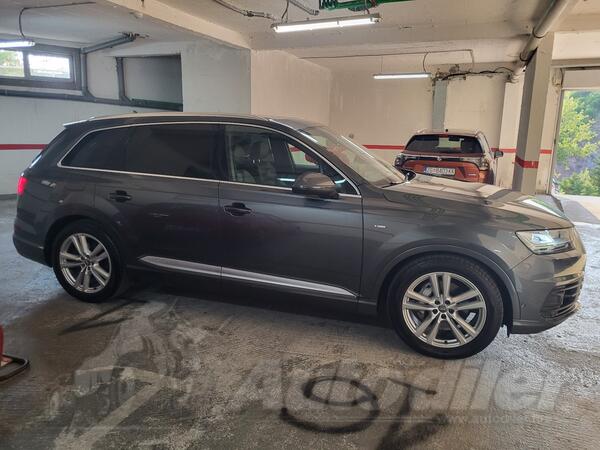 Audi - Q7 - 3.0 tdi S line