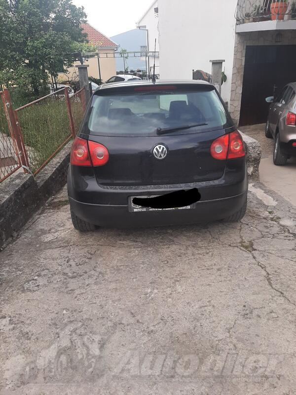 Volkswagen - Golf 5 - 1.9 TDI 77kw