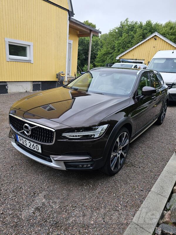 Volvo - V90 Cross Country - D5 polstar