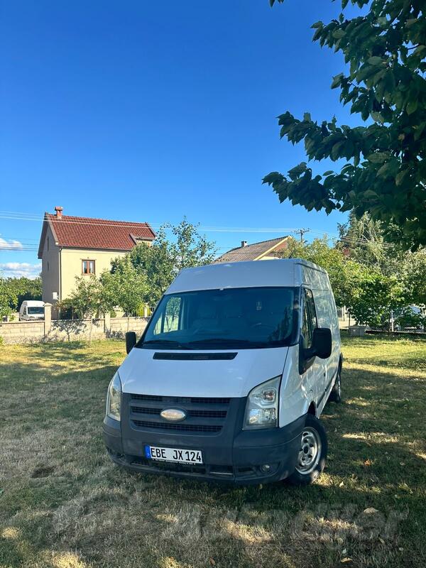 Ford - TRANSIT TOURNEO