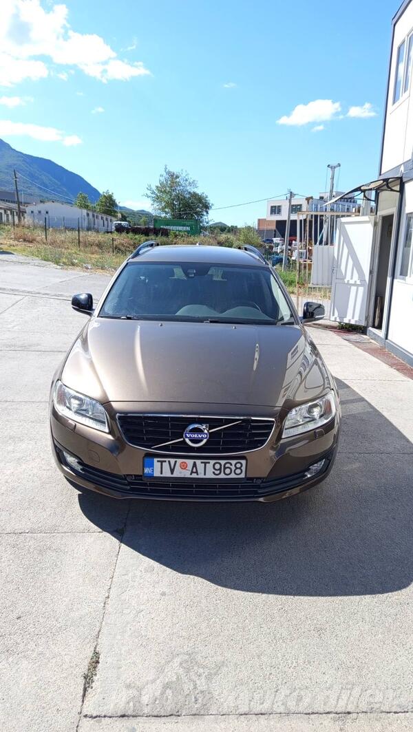 Volvo - V70 - D4