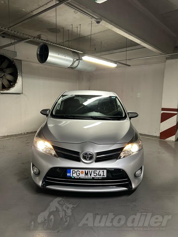 Toyota - Verso - 1.6 D4D