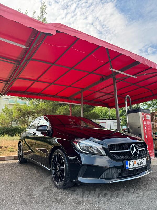 Mercedes Benz - A 180