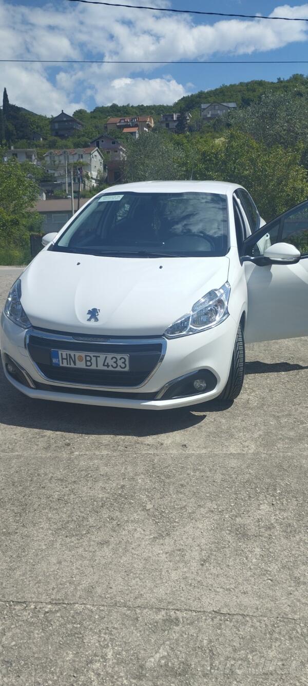 Peugeot - 208 - 1.6Hdi