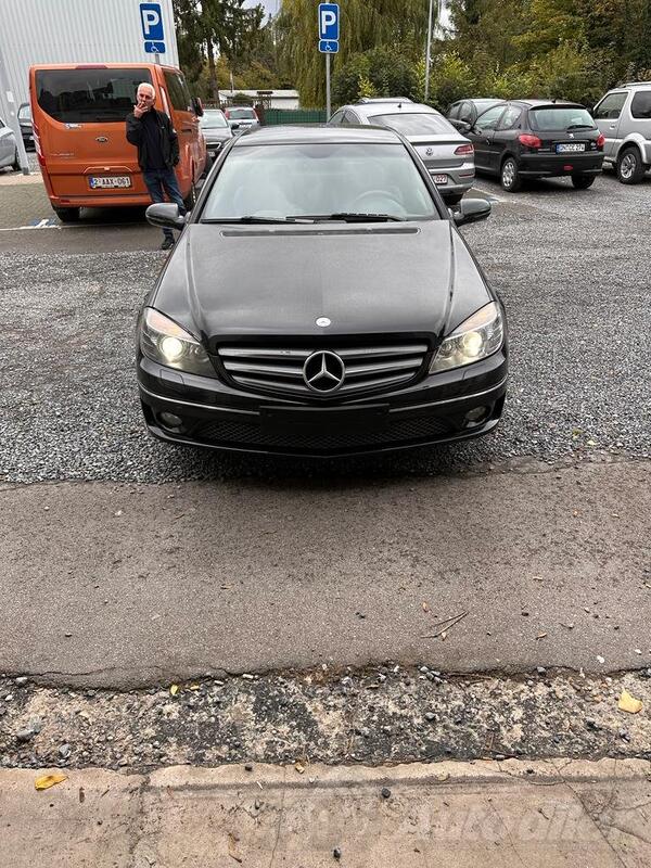 Mercedes Benz - CLC 220 - 220