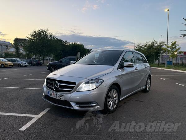 Mercedes Benz - B 180 - B180