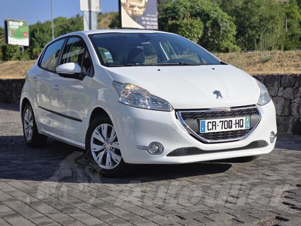 Peugeot - 208 - 1.4 hdi