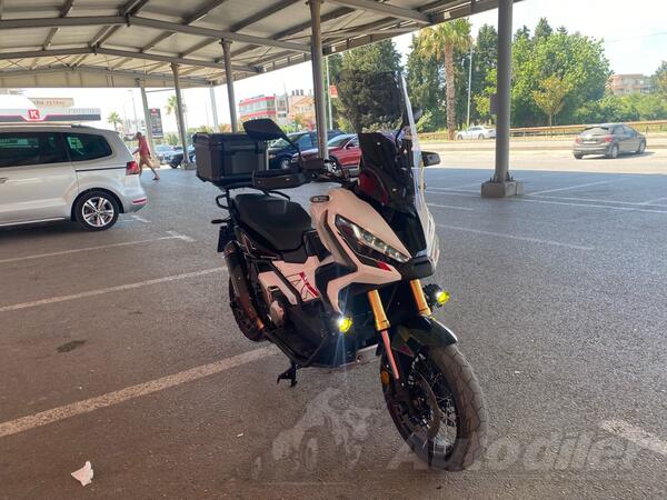 Honda - XADV 750 special edition