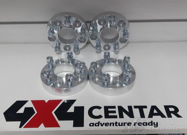 Distance 30 mm - 5x114.3