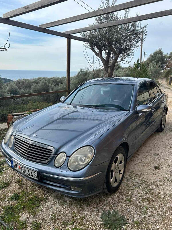 Mercedes Benz - E 220 - CDI