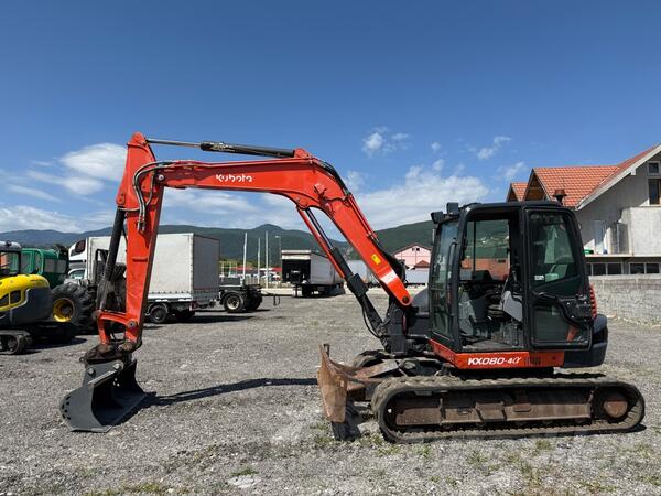 Kubota - KX080