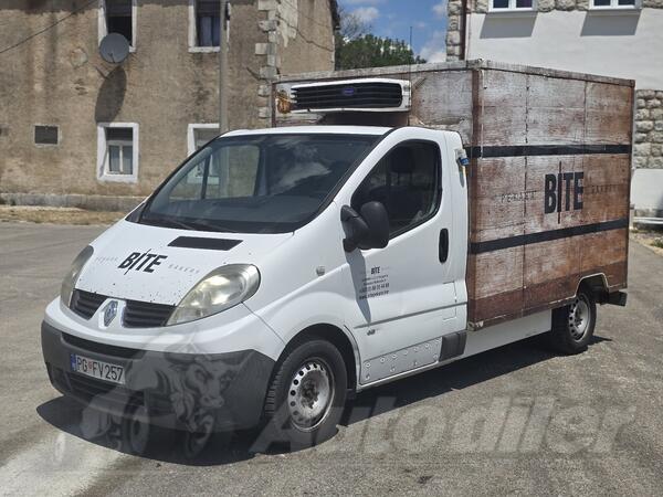 Renault - TRAFIC 2.0 DCI