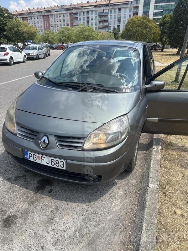 Renault - Scenic - 1.9 dci