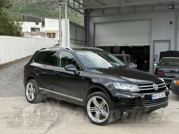 Volkswagen - Touareg - 3.0 180kw