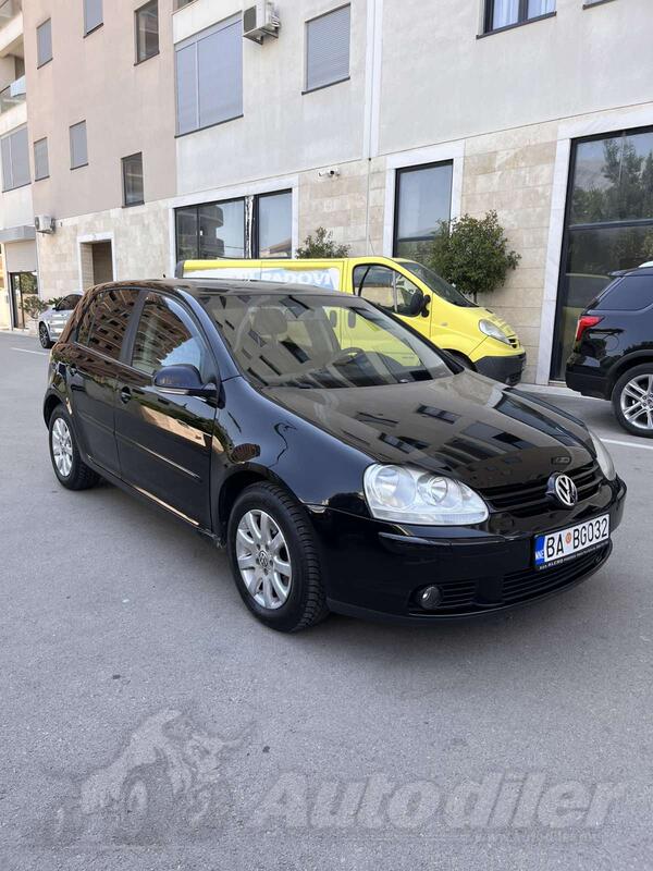 Volkswagen - Golf 5 - 1.9 TDI