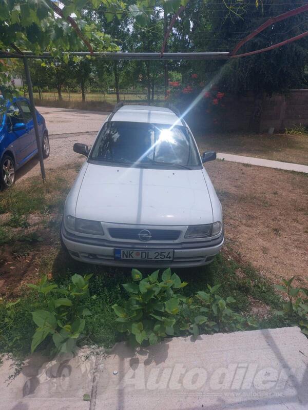 Opel - Astra