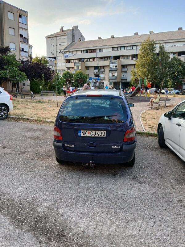 Renault - Scenic - 1.9