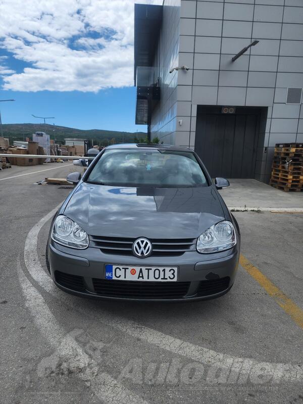 Volkswagen - Golf 5 - 1.9 tdi