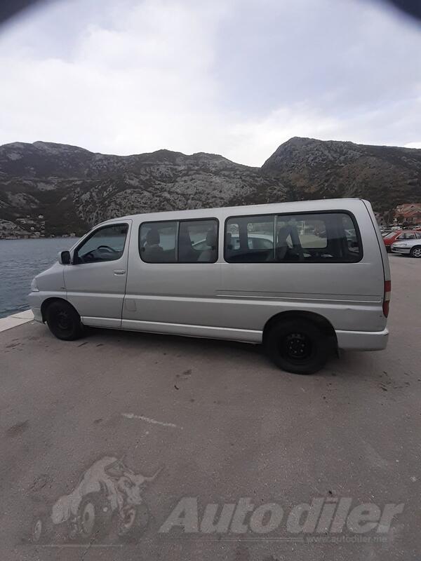 Toyota - Hiace - 2.5 D-4D