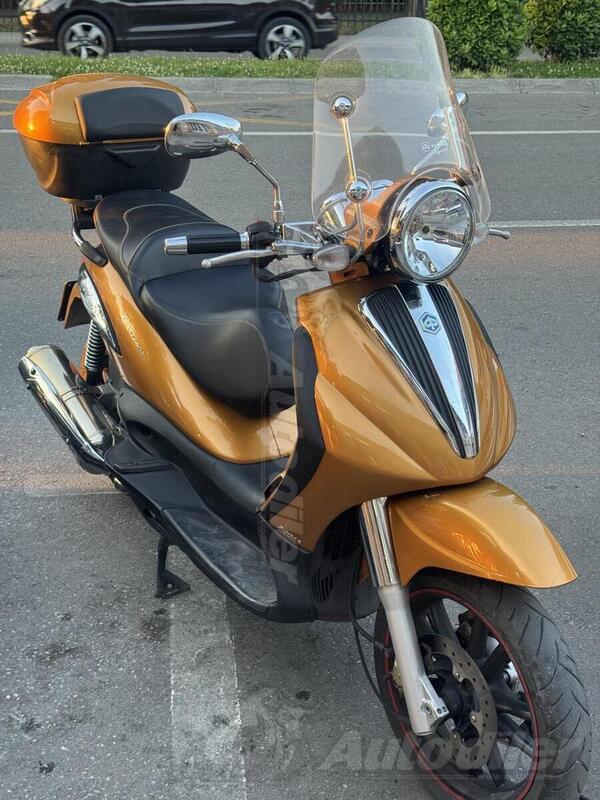 Piaggio - Piagio beverly cruser