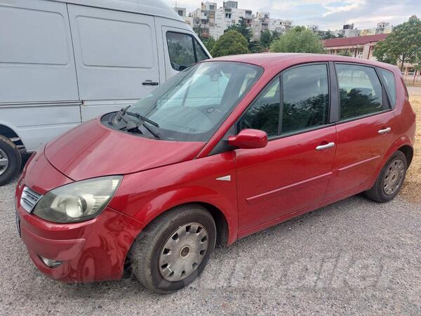 Renault - Scenic - 1.5 DCI