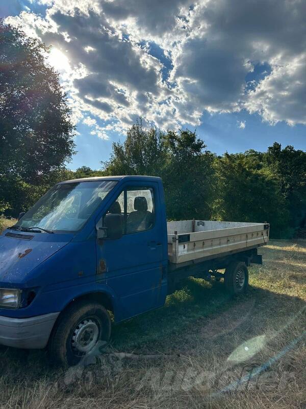 Mercedes Benz - Sprinter