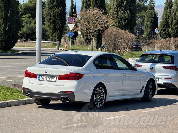 BMW - 520