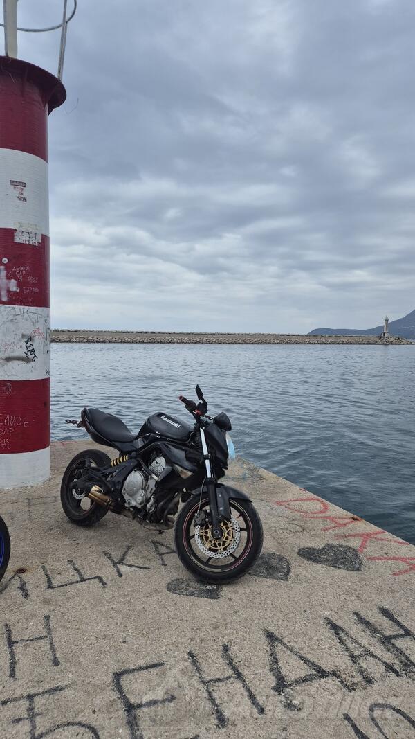 Kawasaki - ER-6N