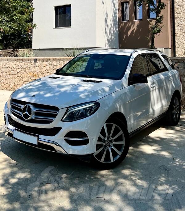 Mercedes Benz - GLE 250 - GLE 250d 4Matic  9G Tronic