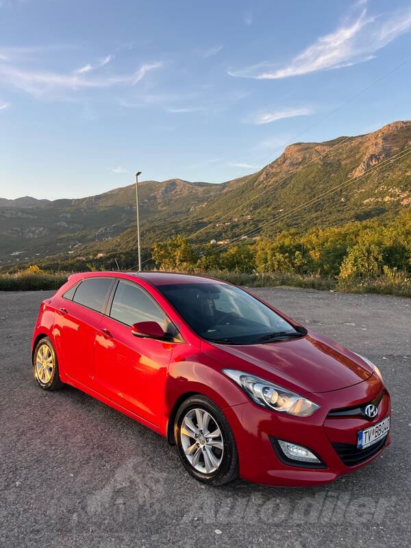 Hyundai - i30 - 1.6CRDI 5VR GL