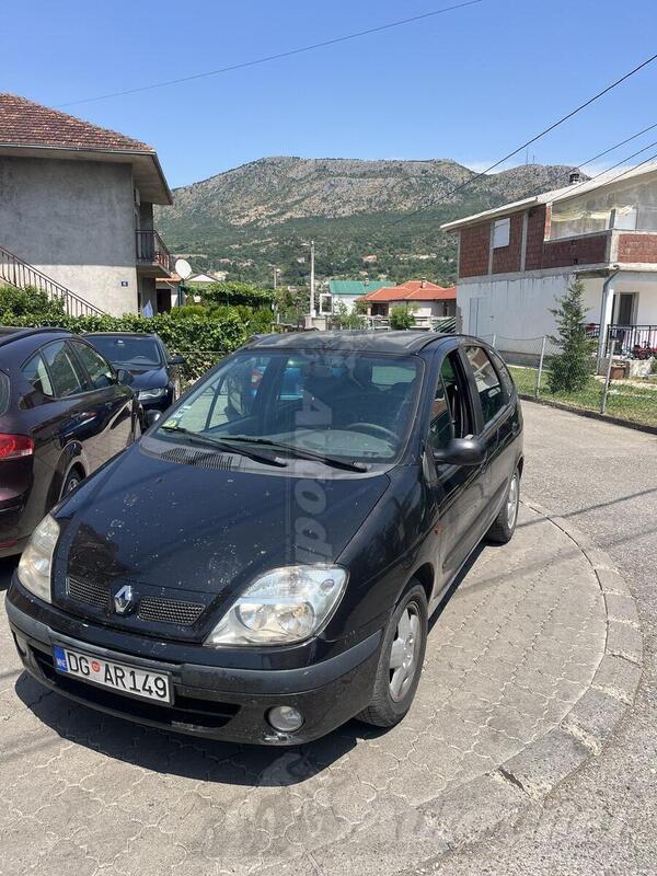 Renault - Scenic - 1.9 DCI